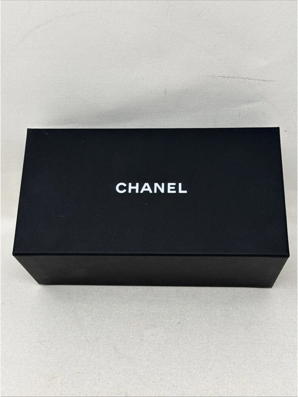 CHANEL CH 5532 Polarized Sunglasses  Black Frame Brown Gradient Lens - Auth  NIB